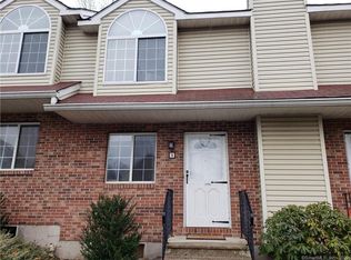 78 Pierpont Rd #C9, Waterbury, CT 06705