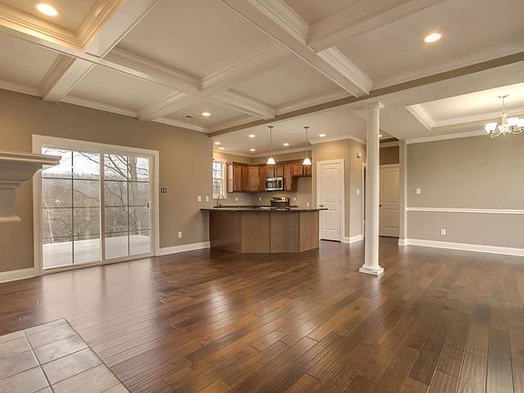 4th image of 521 Greystoke Ln