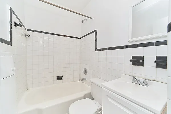 Rented by Living New York | media 8