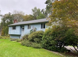24 Summit Rd, Mansfield, CT 06268