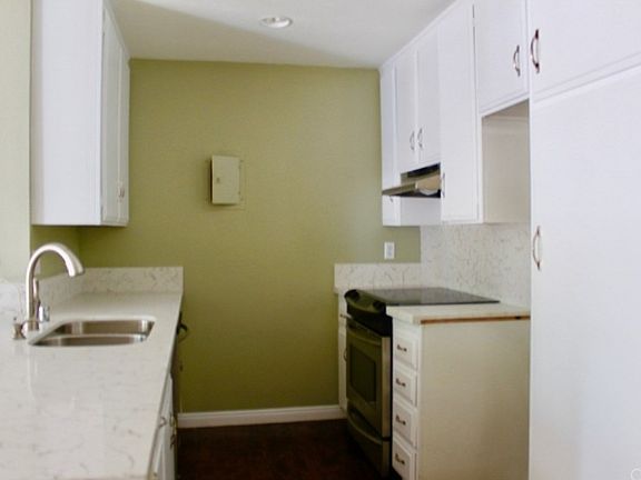 5th image of 2501 W Sunflower Ave Unit J7