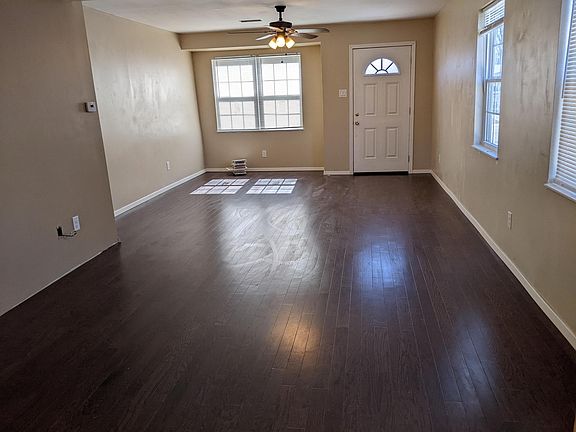 Livingroom and dining room