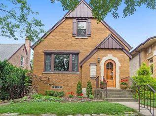 2832 Maple Ave, Berwyn, IL 60402