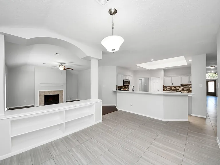 8322 Adler Lake Dr — Photo 20
