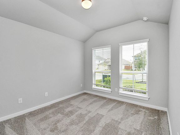 4th image of 11131 Tulip Ridge Trl