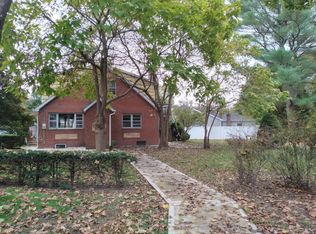 302 Gillette St FLOOR 1, Huntington Station, NY 11746