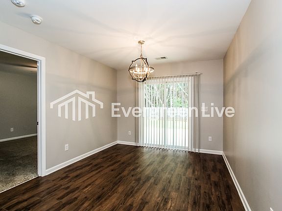5th image of 435 Reed Way