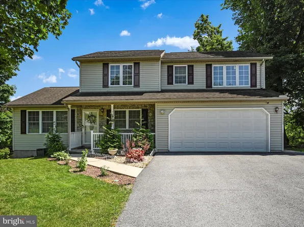 576 Dodge St, Lebanon, PA 17046