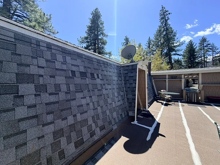 16770 Mount Rose Hwy #B — Photo 4
