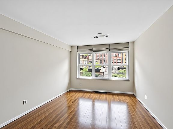 5th image of 120 E 36th St APT 8D