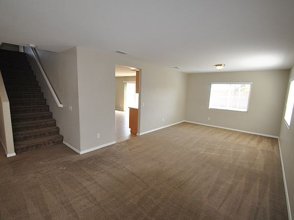 2nd image of 765 Albizia Ct