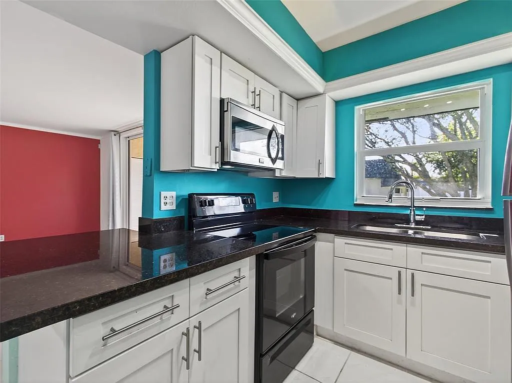 2 bed, 1000 sqft, $2,000 — Photo 4