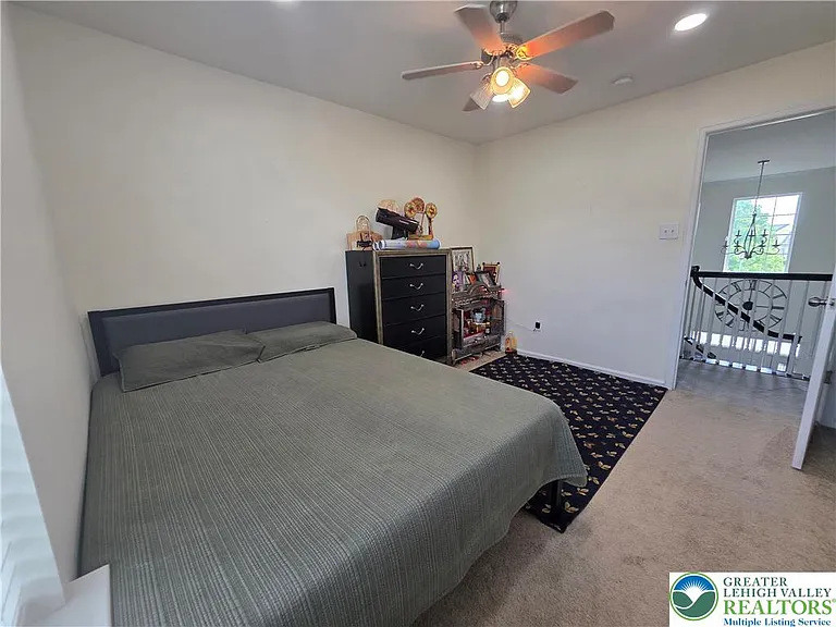 1052 Kingston Ln — Photo 53