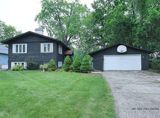 25 N Channel Dr, Round Lake Beach, IL 60073