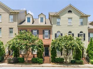 761 Berrydale Dr, Sandy Springs, GA 30328