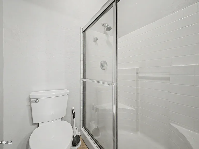 525 N Miller Rd #228 — Photo 18