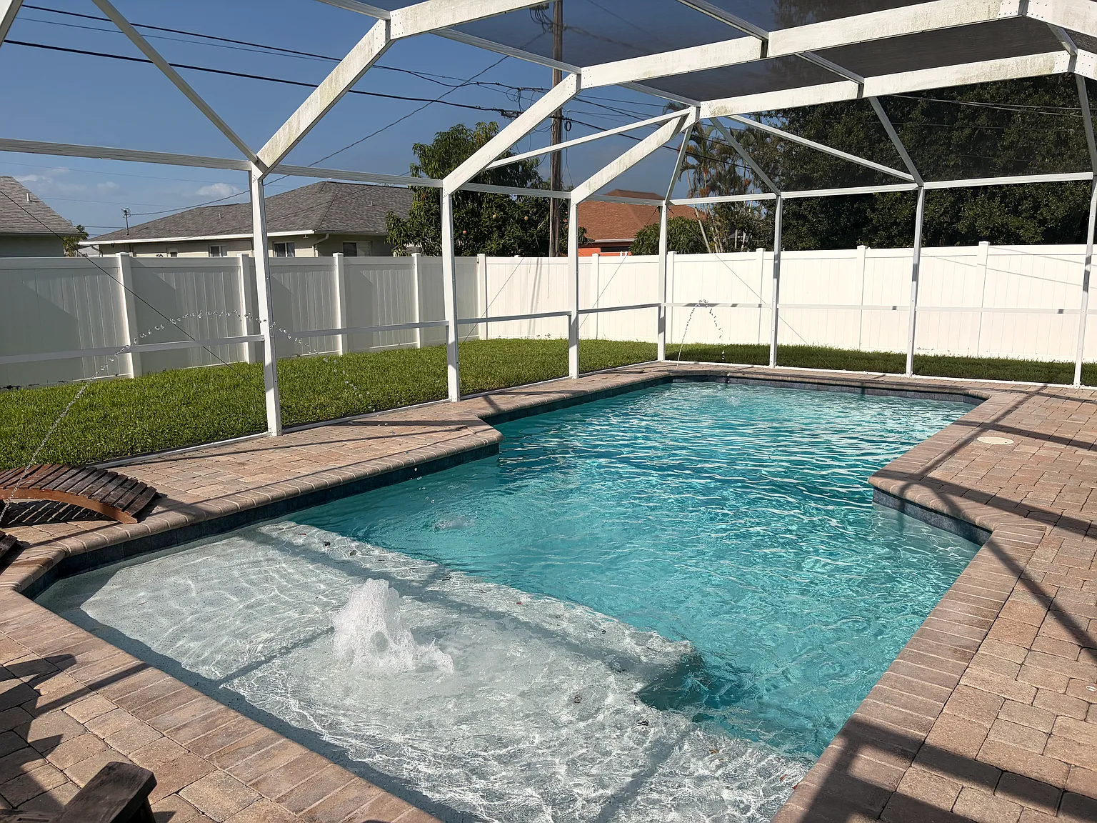 3 bed, 1477 sqft, $3,250 — Photo 2