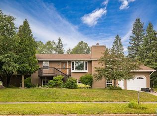 75 Nelson Dr, Silver Bay, MN 55614