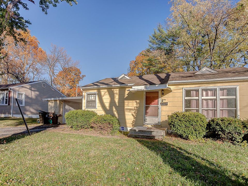 1st image of 12 Marlo Dr