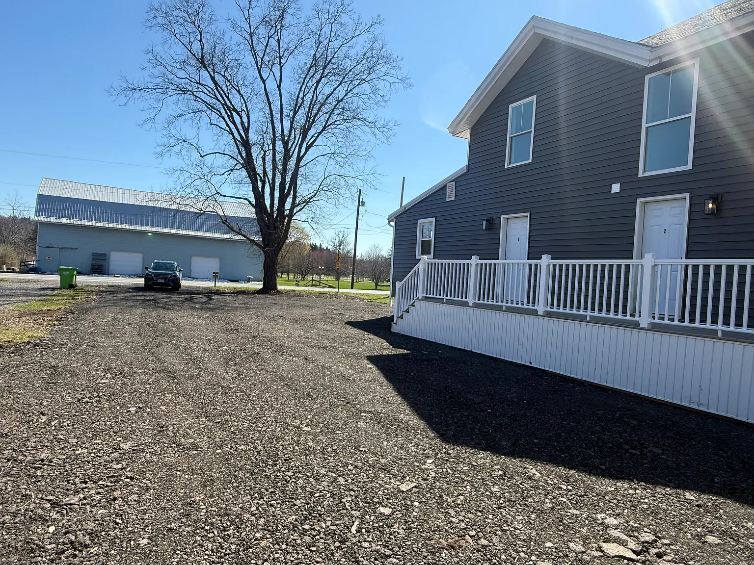 3 bed, 1200 sqft, $1,950 — Photo 2
