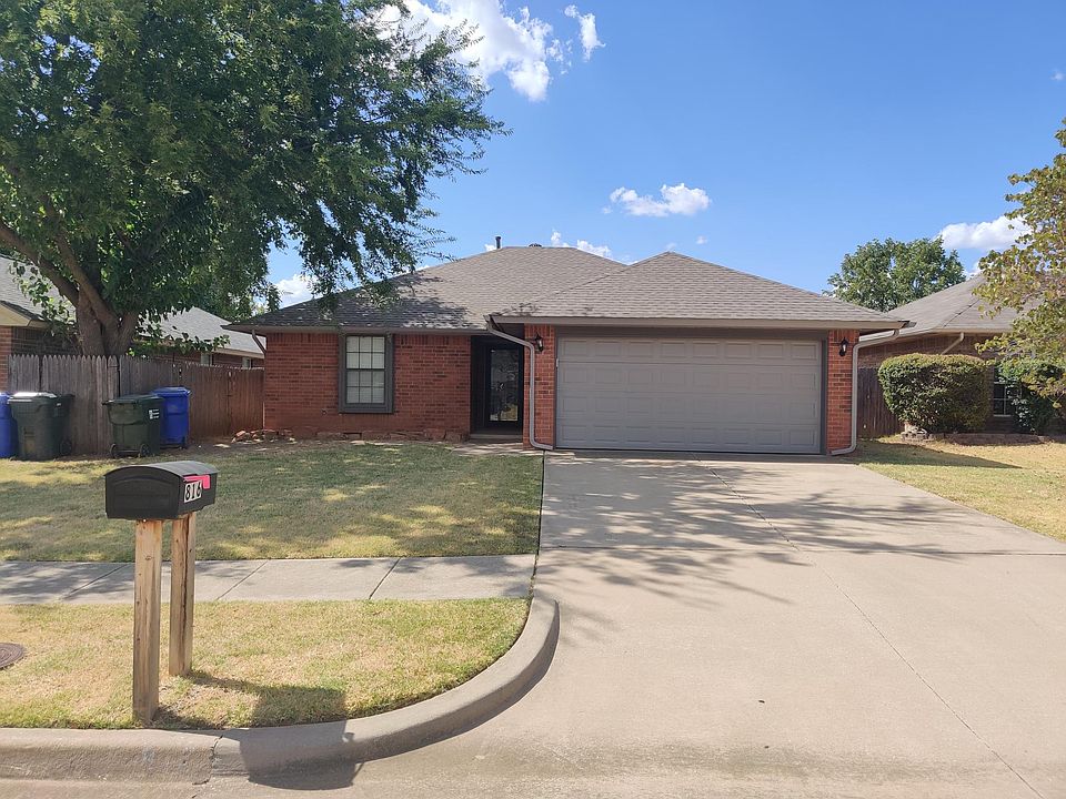 1st image of 816 Peppertree Ct