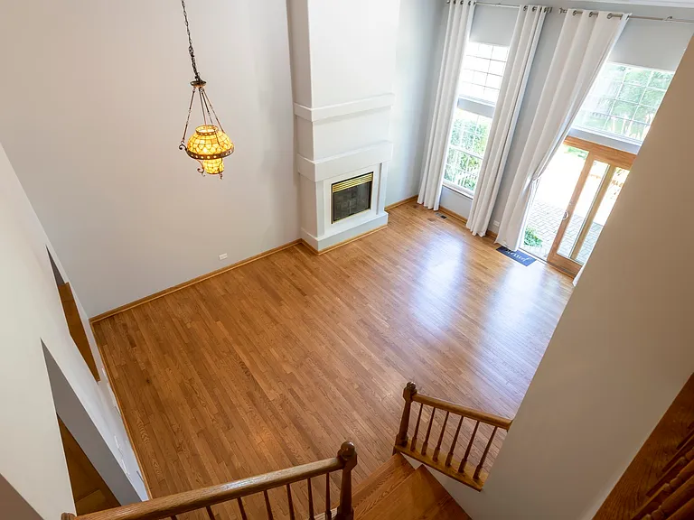 754 Savannah Ln — Photo 5