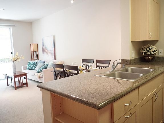 4th image of 1550 Technology Dr Unit 1023