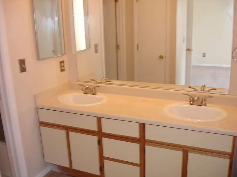 4071 Leeward Ct — Photo 18