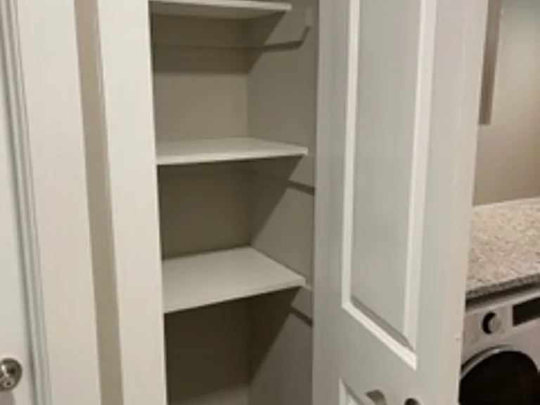Newly Remodeled 1 Bedroom Apartment 1 Blk from Indiana University National Championship Team! — Photo 12