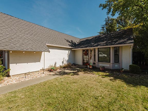 5th image of 2766 Vista Palomar