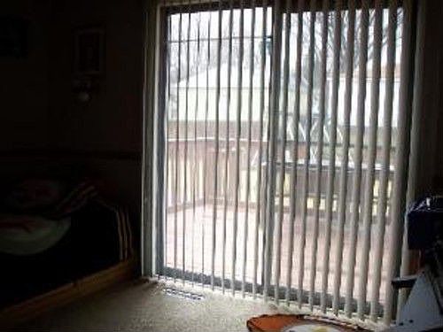 5th image of 656 Jefferson Ave