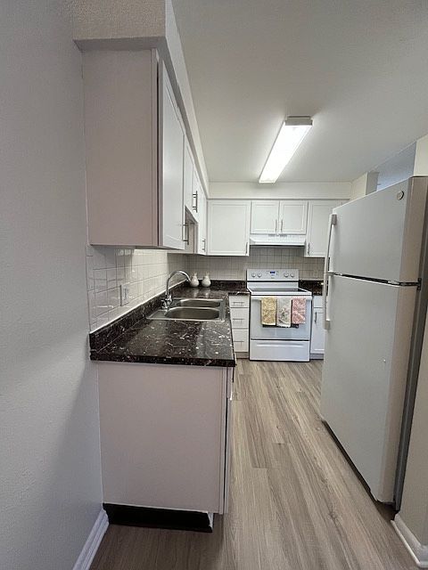 Unit #A-02: 2BED 2 BATH. Kitchen.