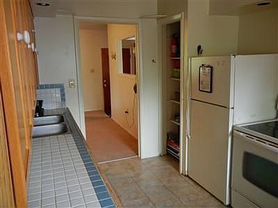 5th image of 67 Soloman St