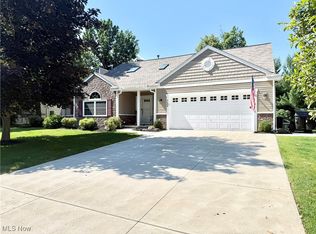 9608 Downers Grove Ct, Strongsville, OH