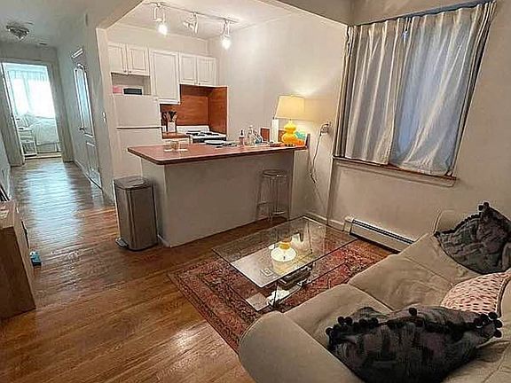 2nd image of 247 Eldridge St APT 2B