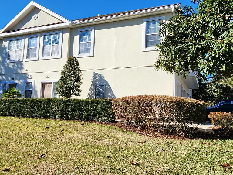 1716 Forest Lake Cir E #3 — Photo 5