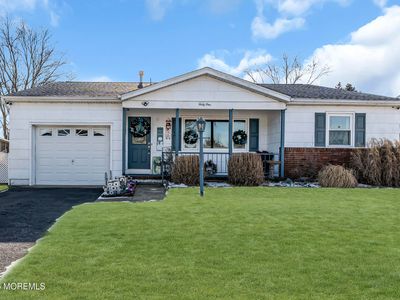 41 Eton Road, Toms River, NJ, 08757