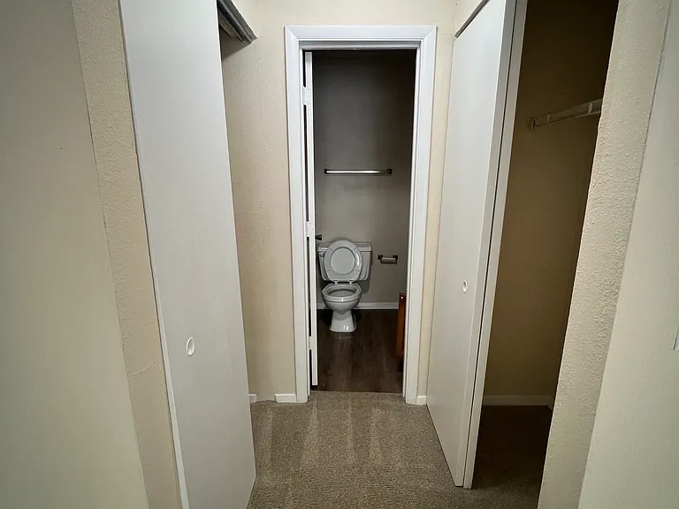 125 Seasons Pkwy — Photo 18