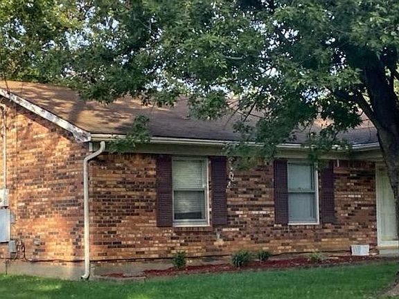 3rd image of 190 Beechwood Ln