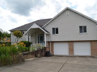 2460 Heilman Dr, Ford City, PA 16226