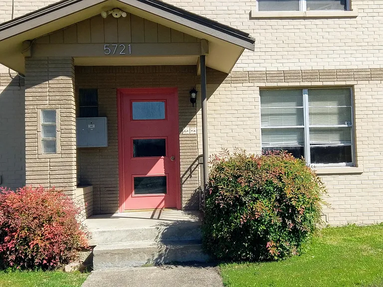 5725 Martel Ave #A — Photo 1