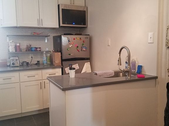 5th image of 5 Saint Marks Pl APT 14