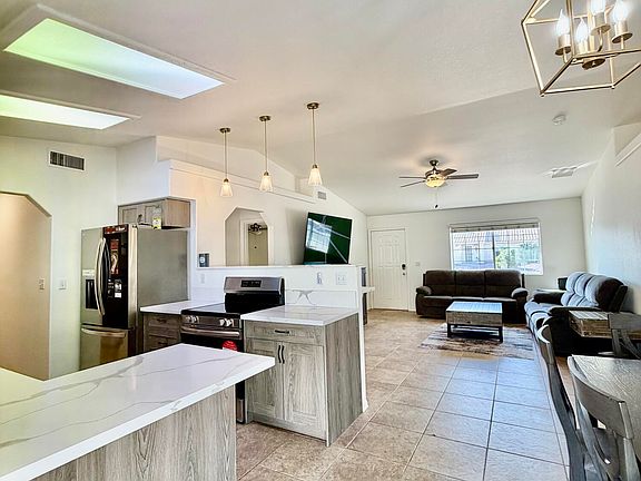 3rd image of 3260 FAN PALM Drive