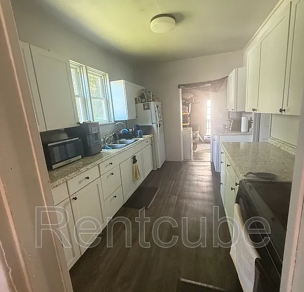232 Cardiff St — Photo 1