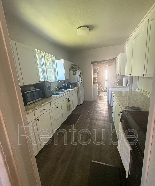 1st image of 232 Cardiff St