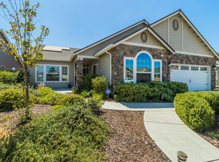 4118 Rall Ave, Clovis, CA 93619