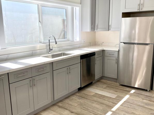 1011 1/2 King St