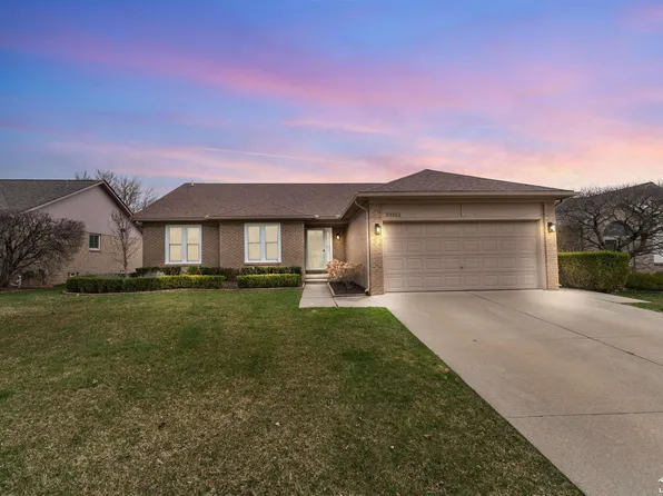 33252 Mazara Dr, Fraser, MI 48026