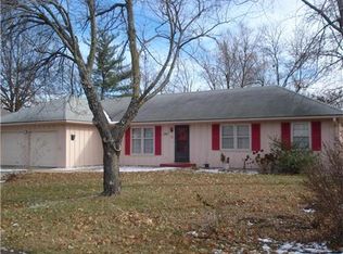 1100 Christopher St, Warrensburg, MO 64093
