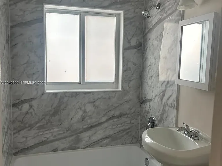 2214 N 25th Ave #2216-1 — Photo 7